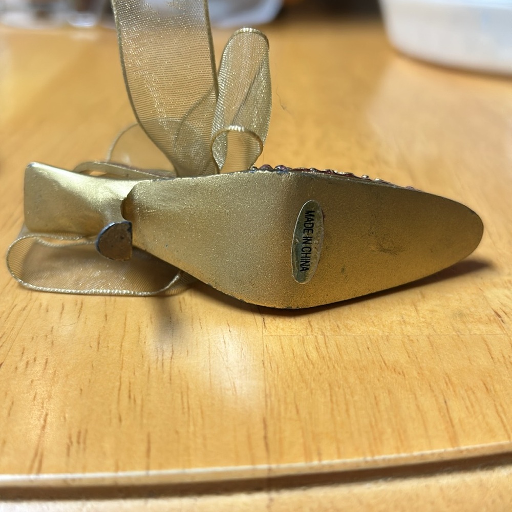 Two Knick nacks - Picture 8 of 11